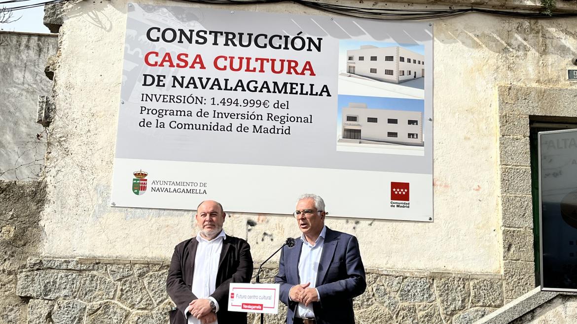 La Comunidad de Madrid construirá un nuevo centro cultural en el municipio de Navalagamella El viceconsejero Carlos Izquierdo en Navalagamella