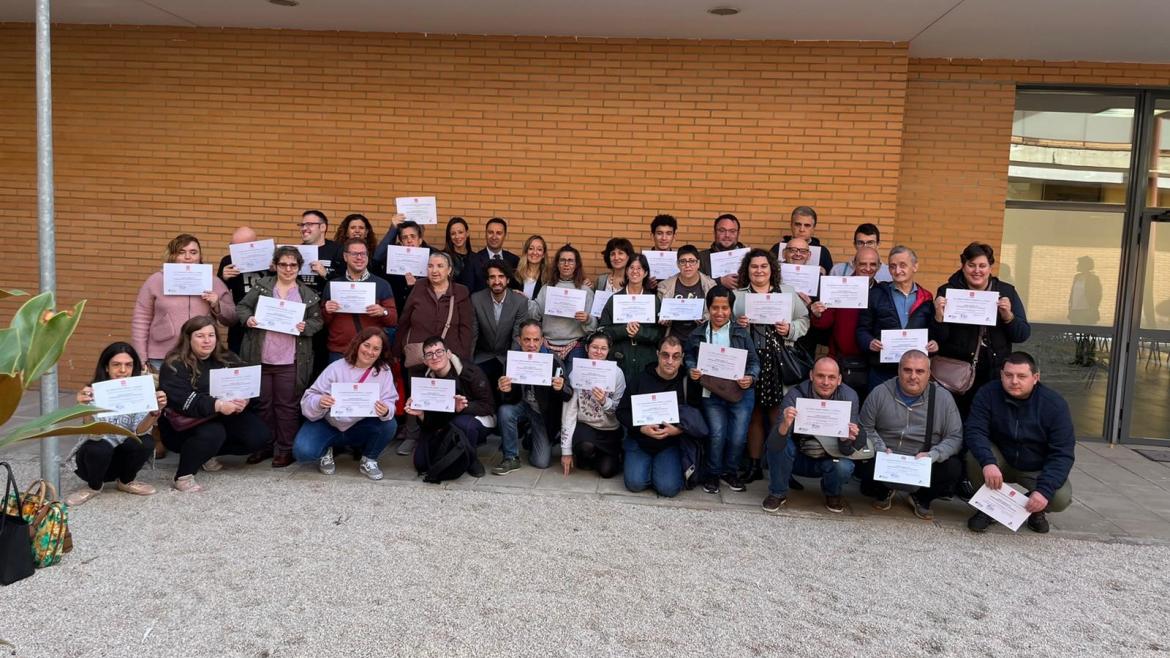 We deliver the diplomas to the students of the basic training course in