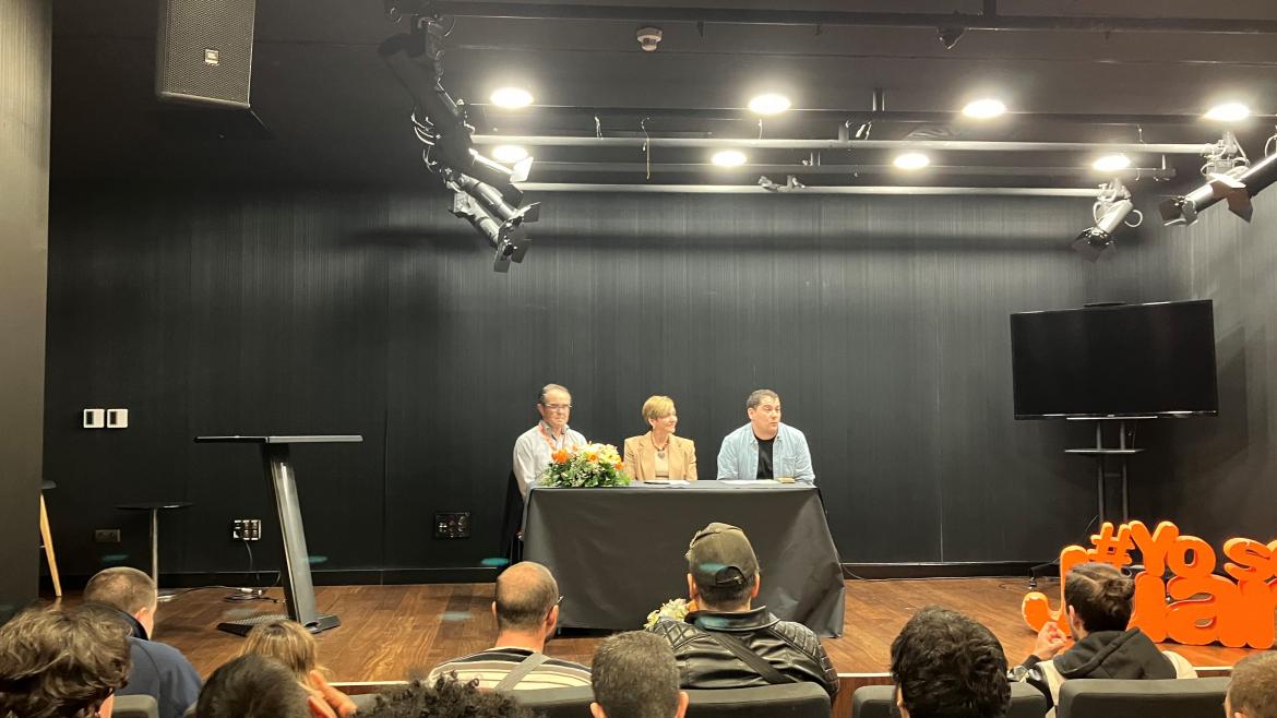 Entrega diplomas alumnos discapacidad curso básico PRL