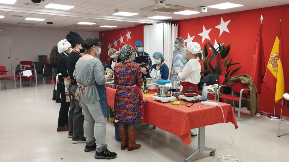 asistentes curso alimentación saludable en el trabajo