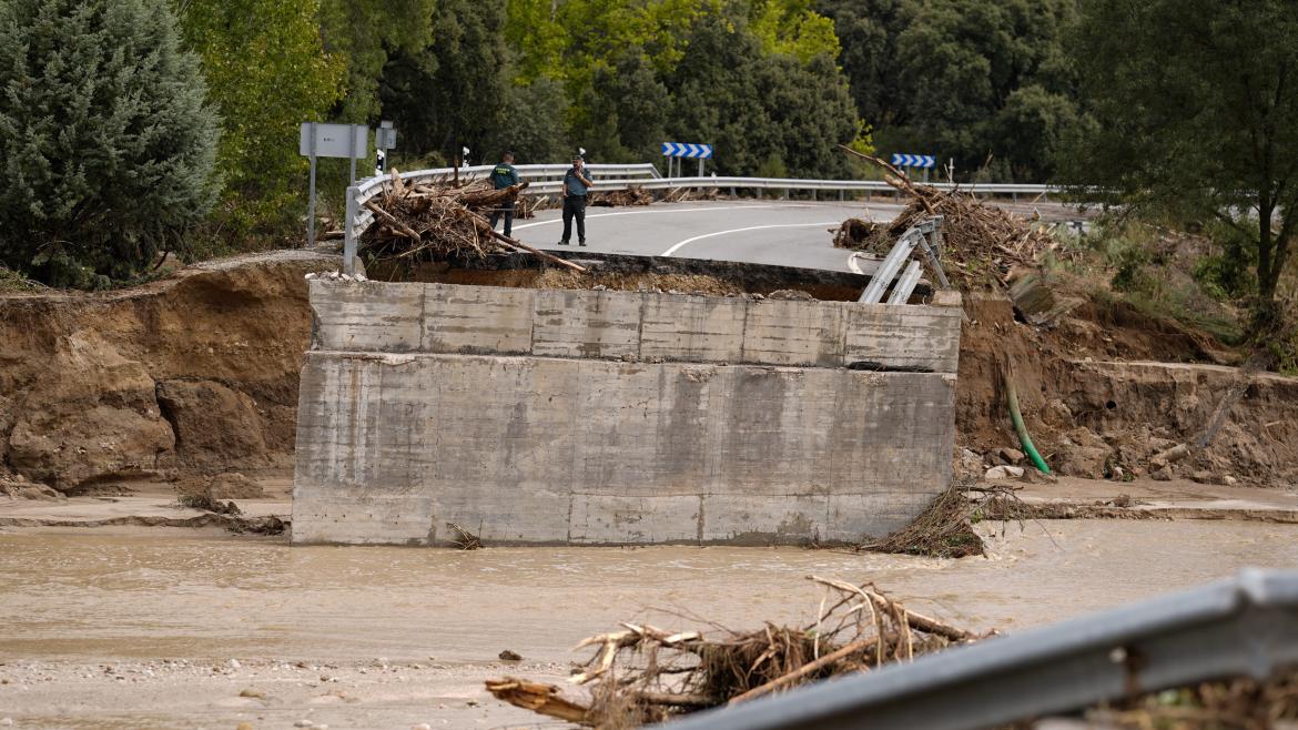 Un puente caído en Aldea del Fresno