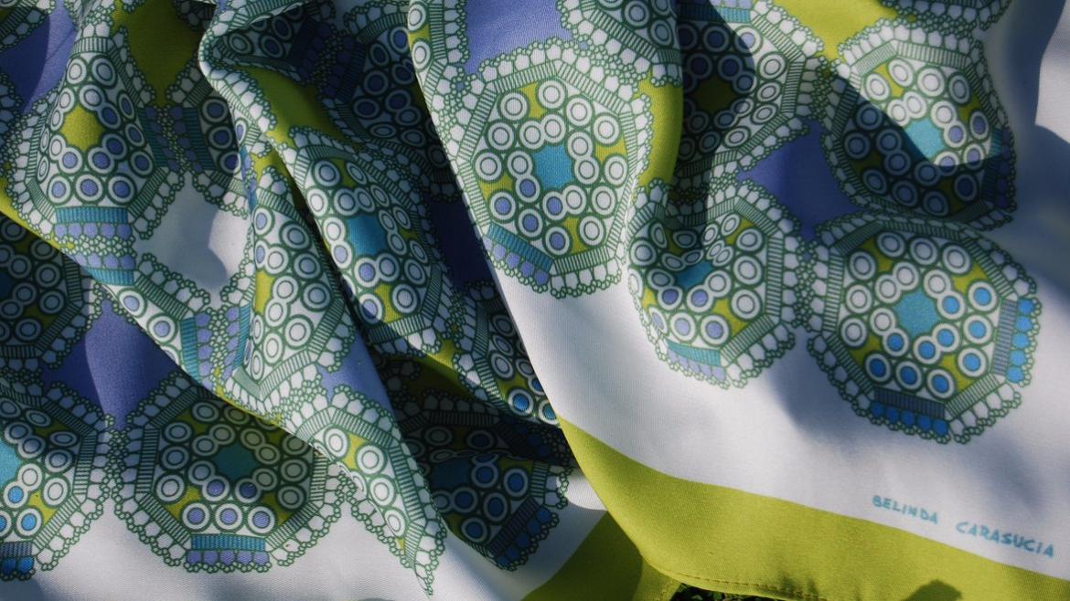 Pañuelo de inspiración taurina