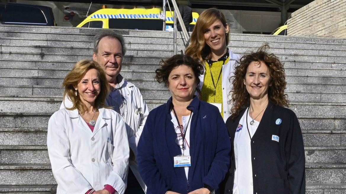 profesionales sanitarios del hospital gregorio marañón