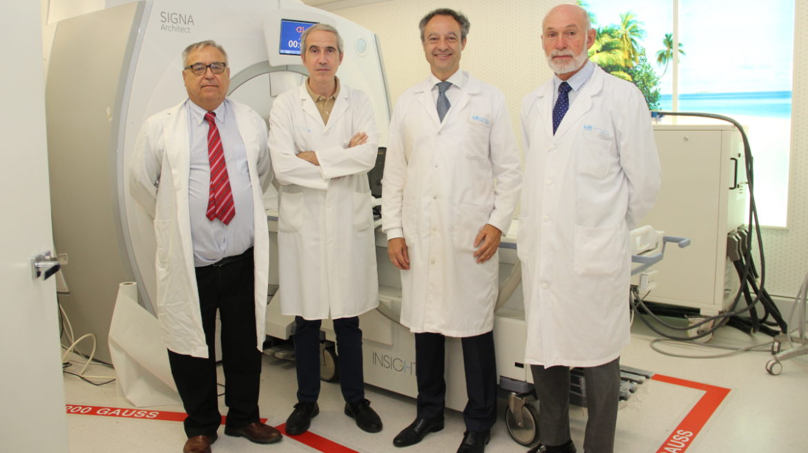 Especialistas de los servicios de Radiología y Neurología del Hospital Clínico San Carlos