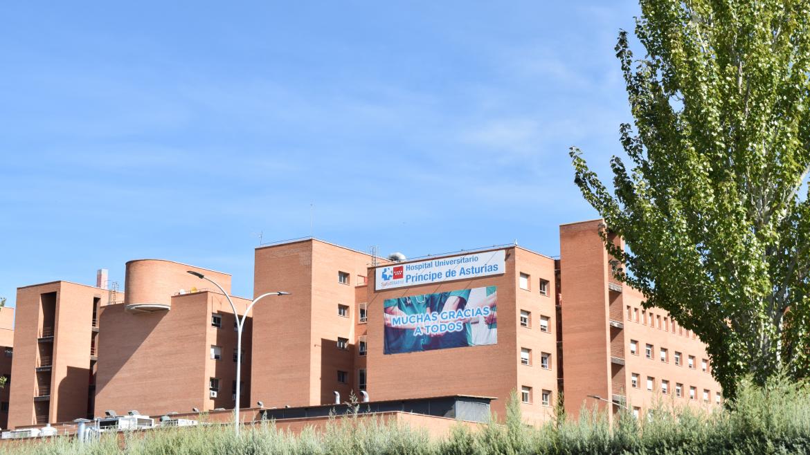 Fchada del Hospital Príncipe de Asturias
