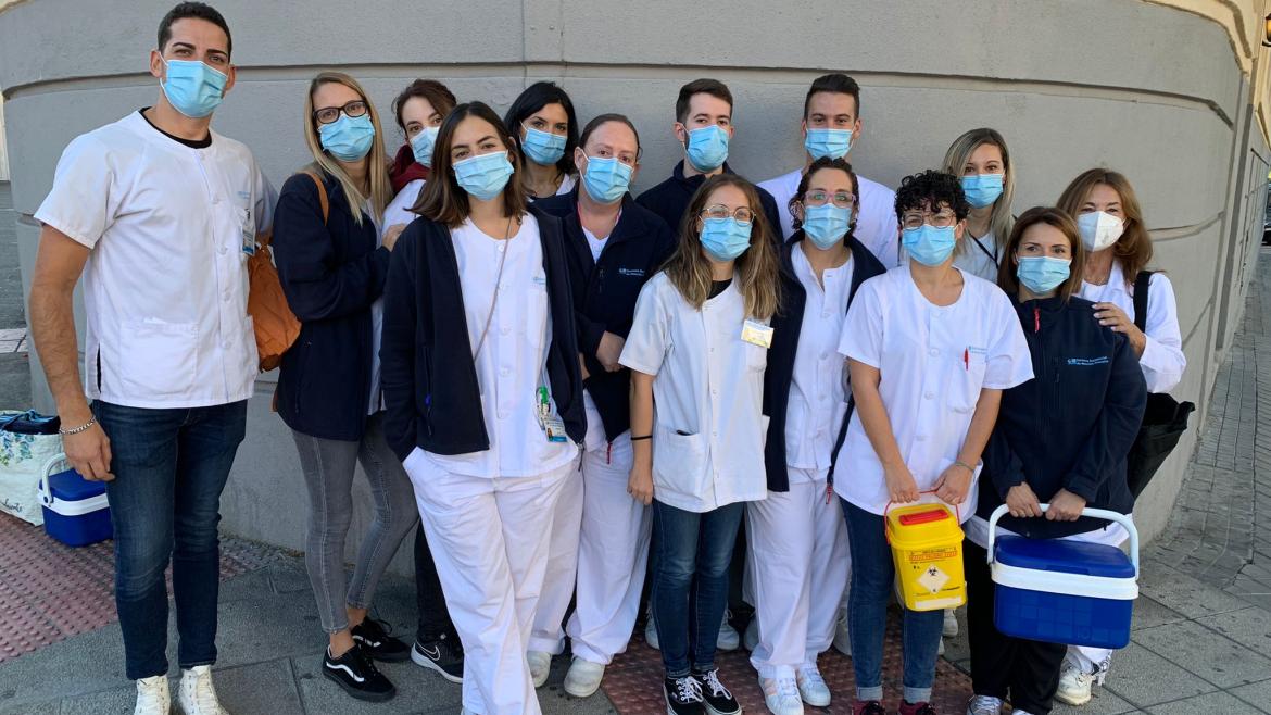 Las Unidades de Atención a Residencias admininistran la segunda dosis de refuerzo en 432 centros de mayores Unidad de Atención al Residente de la Dirección Asistencial Norte