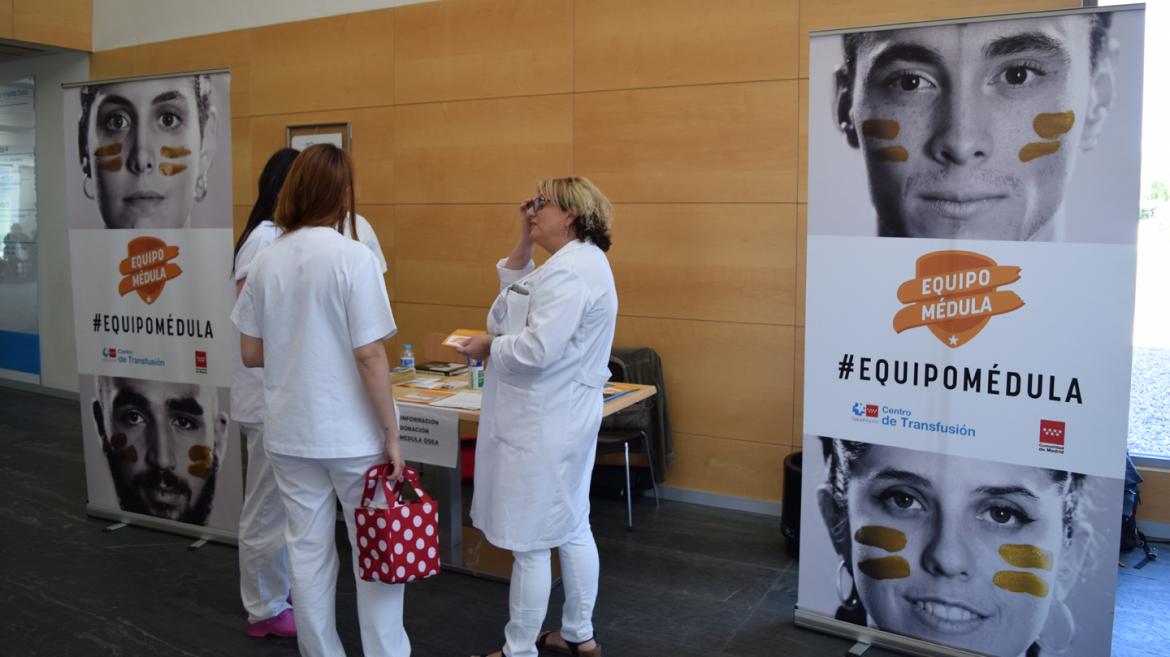 Punto informativo sobre donación de médula en el Hospital Infanta Sofía