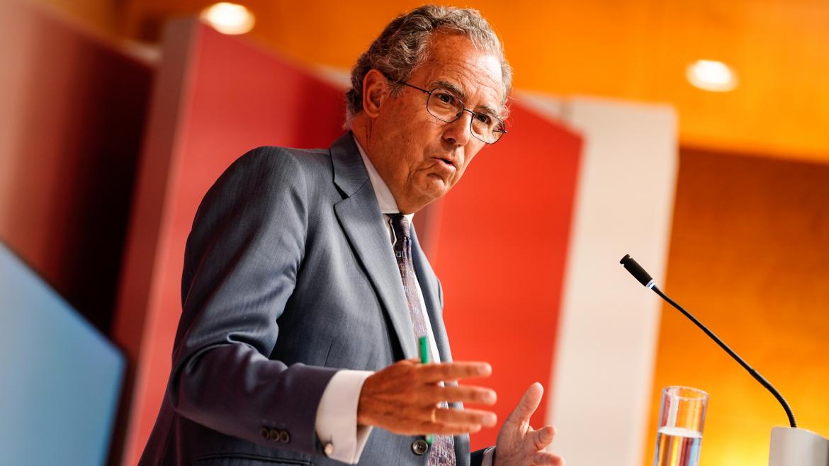 El consejero Enrique Ossorio durante la rueda de prensa