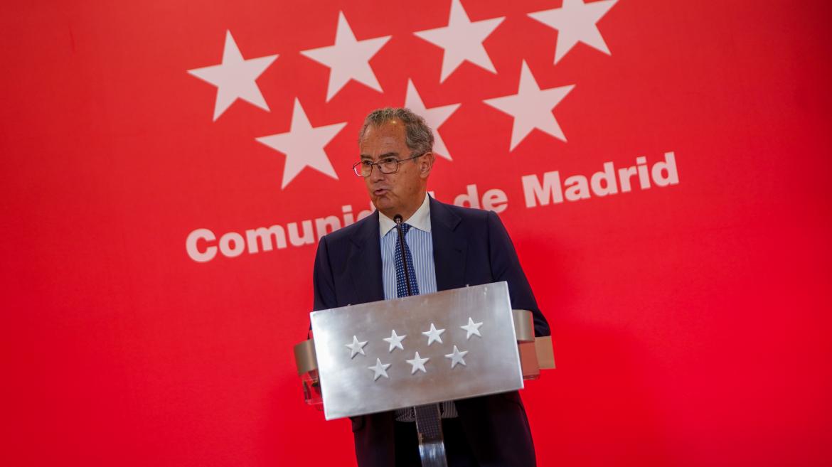 El consejero durante la rueda de prensa