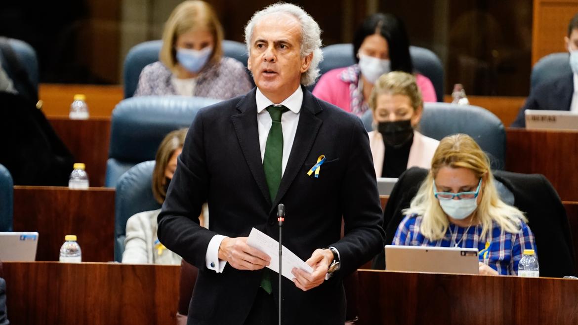 El consejero durante su intervención en el pleno de la Asamblea