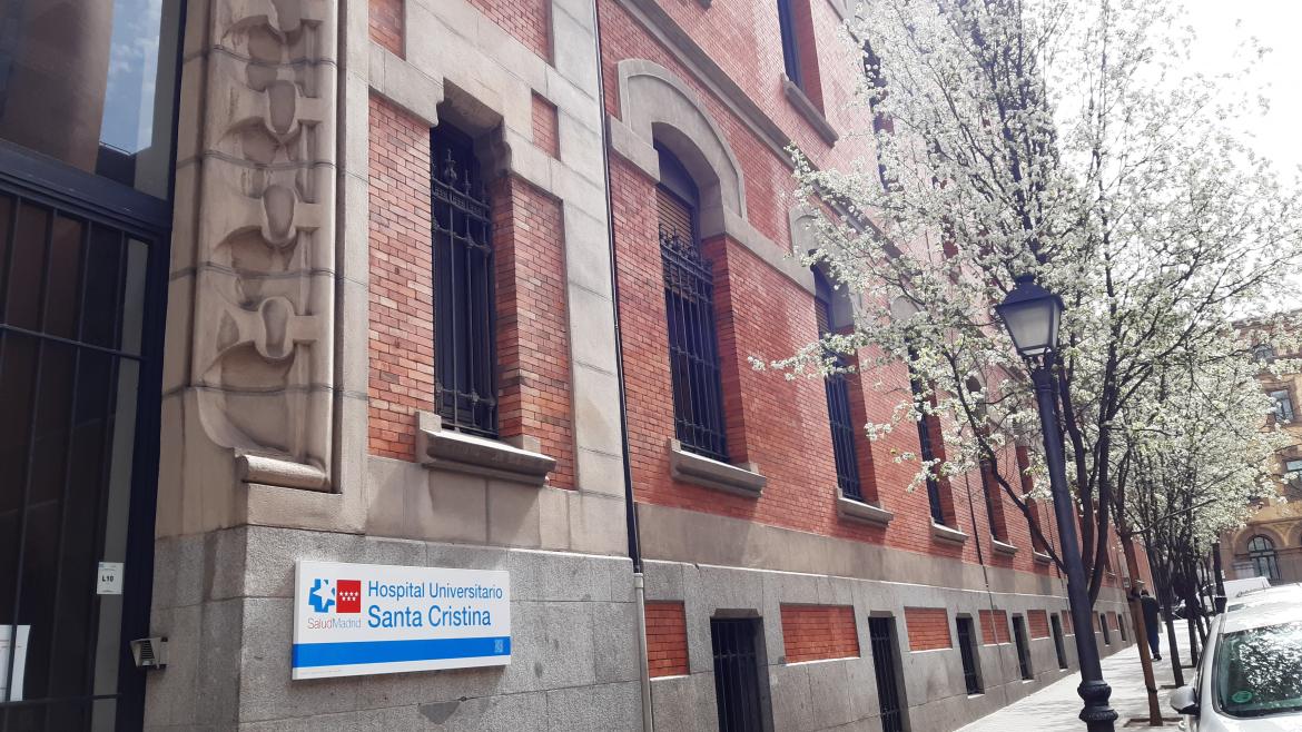 Fachada del Edificio A de Santa Cristina