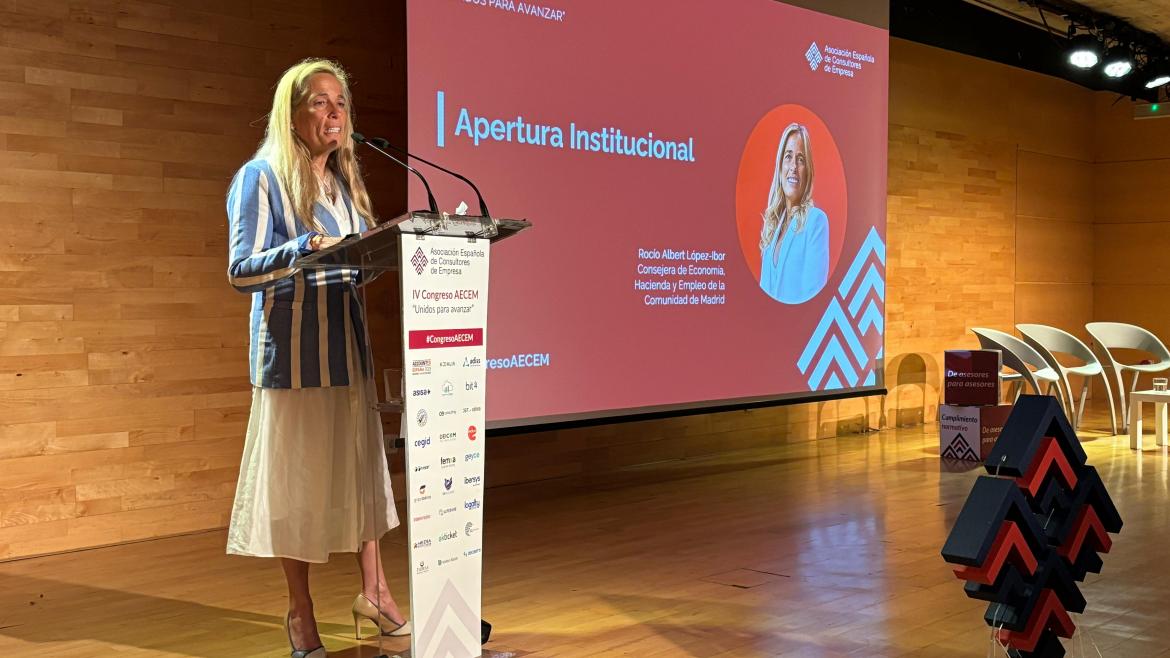 La Comunidad de Madrid concentra uno de cada cuatro empleos en España del sector de asesoría La consejera Albert