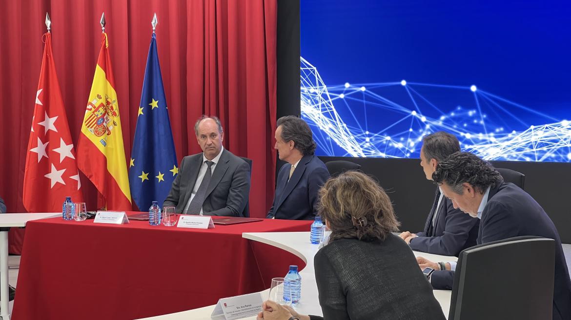 La Comunidad de Madrid colaborará con CyberMadrid para reforzar la seguridad digital de empresas y ciudadanos El consejero López-Valverde