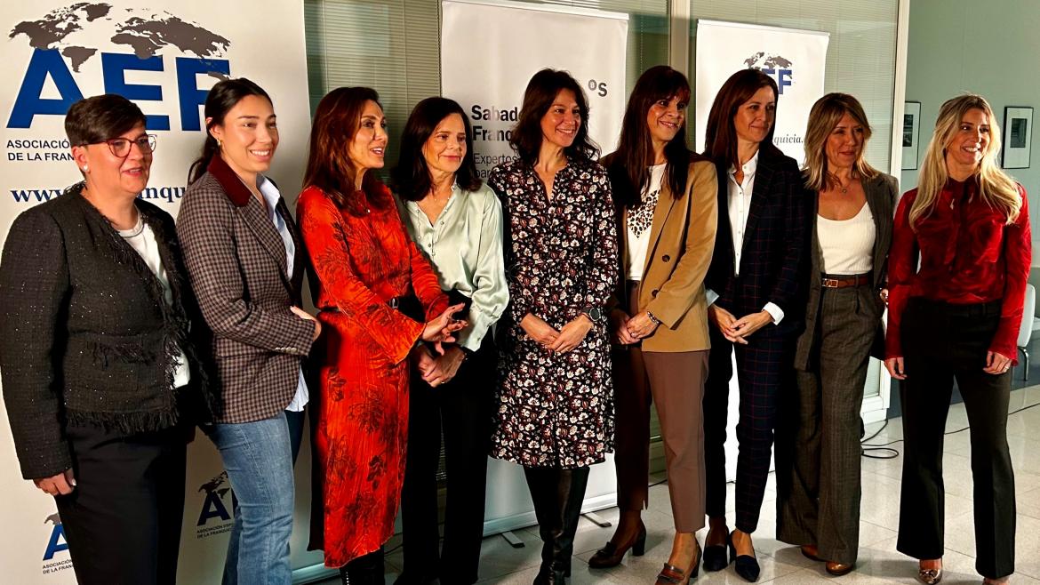 Marta Nieto, directora general de Comercio, Consumo y Servicios, acudió a la presentación del informe "La mujer en la franquicia"