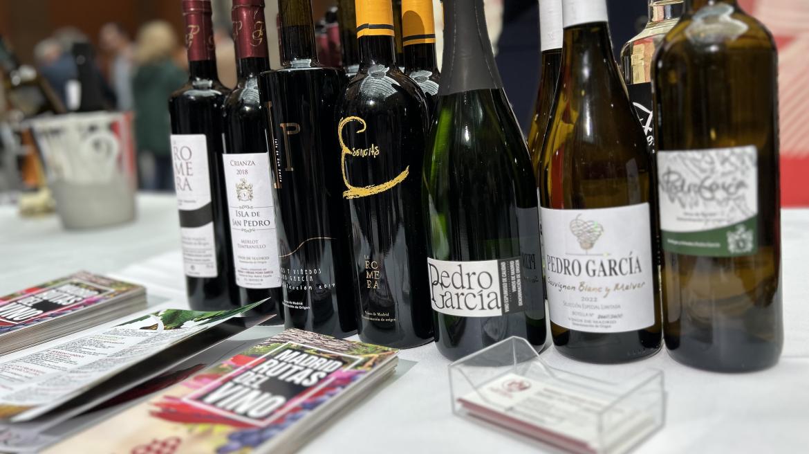 Fotografía de varias botellas de vino