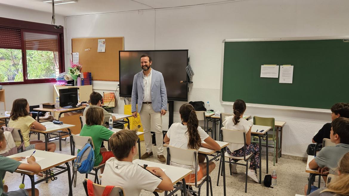 La Comunidad de Madrid reúne a casi 600 alumnos en la primera edición de los Premios Extraordinarios de Educación Primaria José Carlos Fernández Borreguero ha asistido a las pruebas