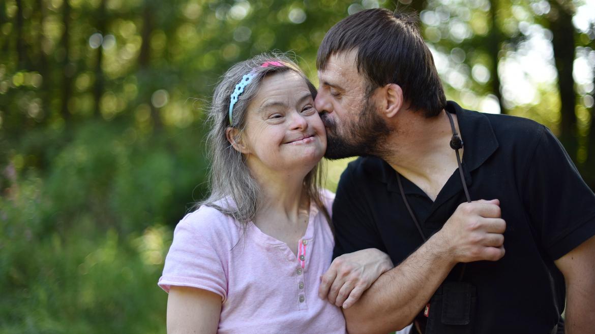 Una pareja con síndrome de Down