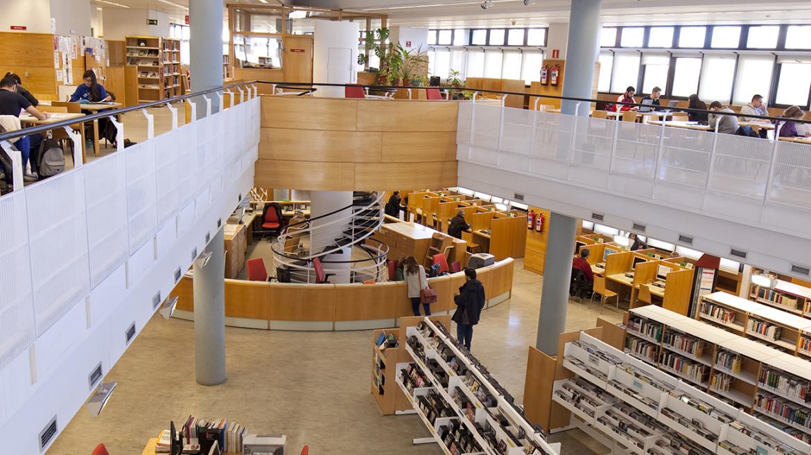 La Comunidad amplía el horario de 12 bibliotecas para facilitar la preparación de los exámenes