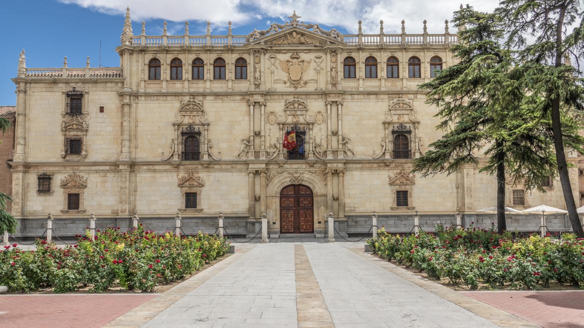 Universidad de Alcalá Fachada plateresca de la Universidad de Alcalá (Gil de Hontañón, 1543)