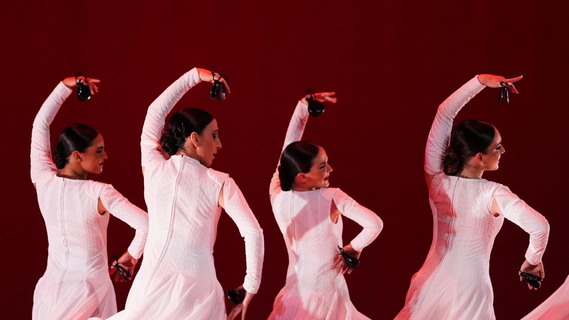 Ballet Español de la Comunidad de Madrid Bailarinas del Ballet Español de la Comunidad de Madrid