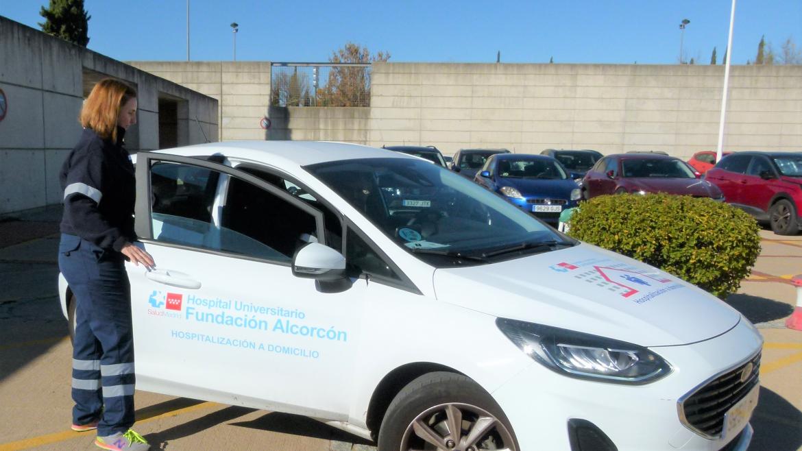 Hospitalización a domicilio - Hospital Fundación Alcorcón Vehículo de hospitalización a domicilio del Hospital Fundación Alcorcón 2