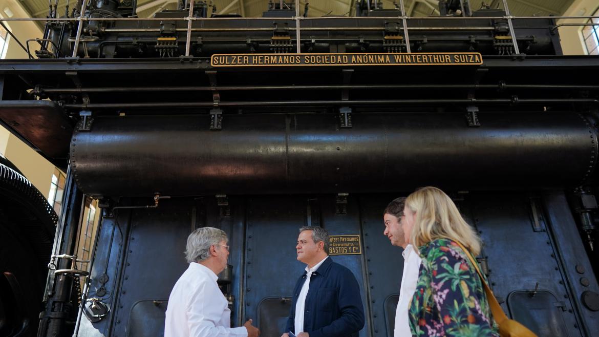 Jorge Rodrigo en un momento de su visita al Museo Nave de Motores de Metro