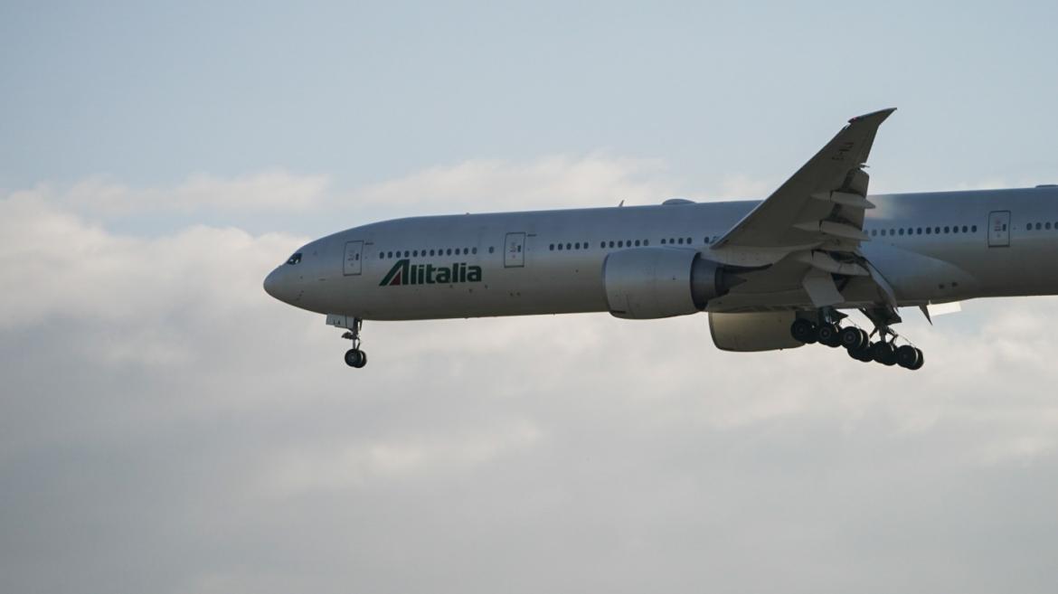 Avión volando