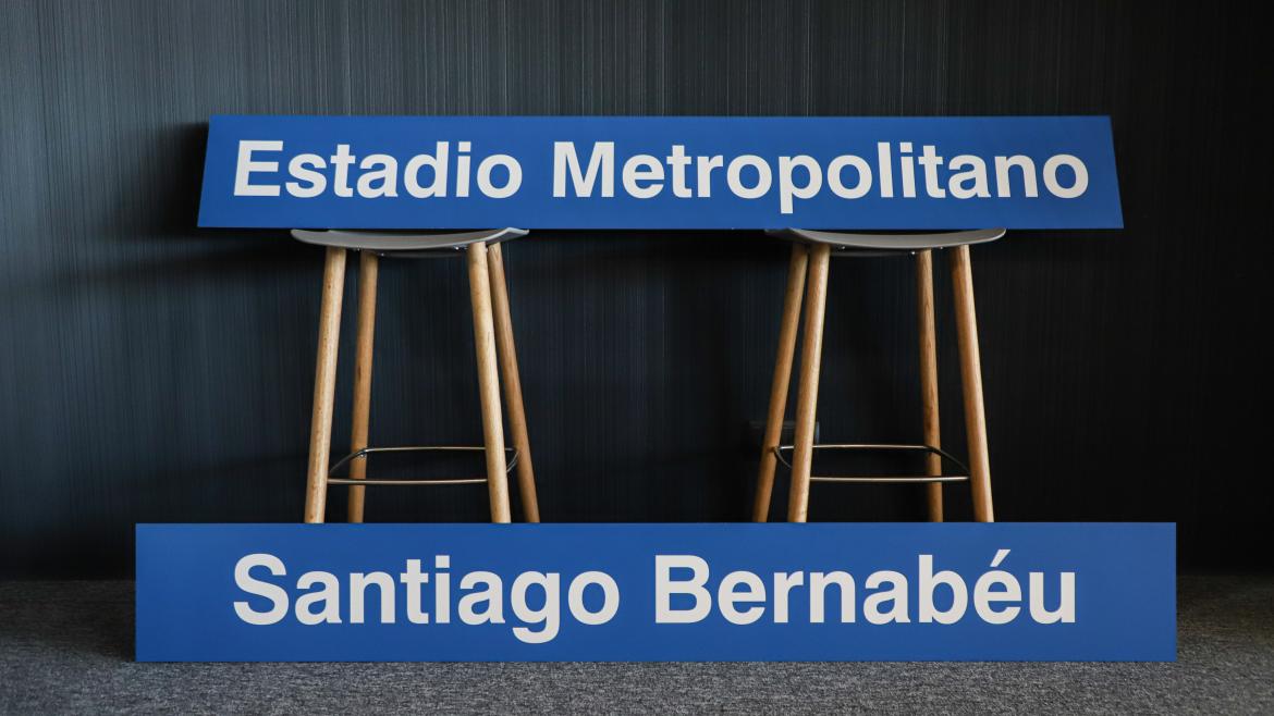 Lamas de las estaciones de Metro de Santiago Bernabéu y Estadio Metropolitano 