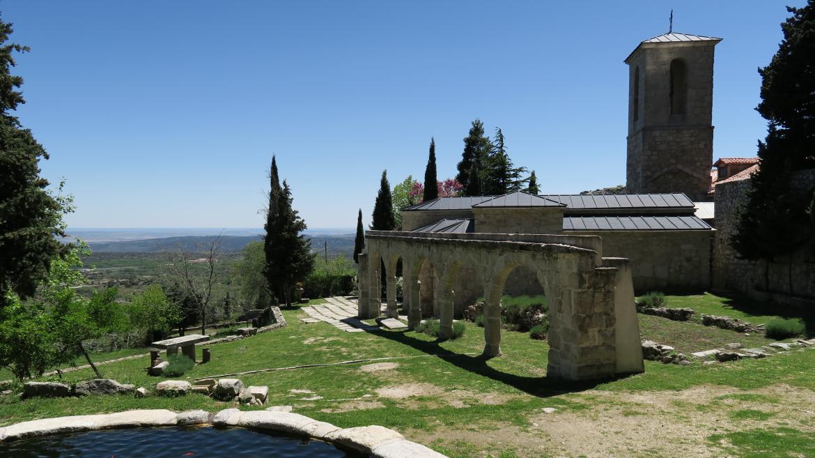 Una vista del Monasterio La Cabrera