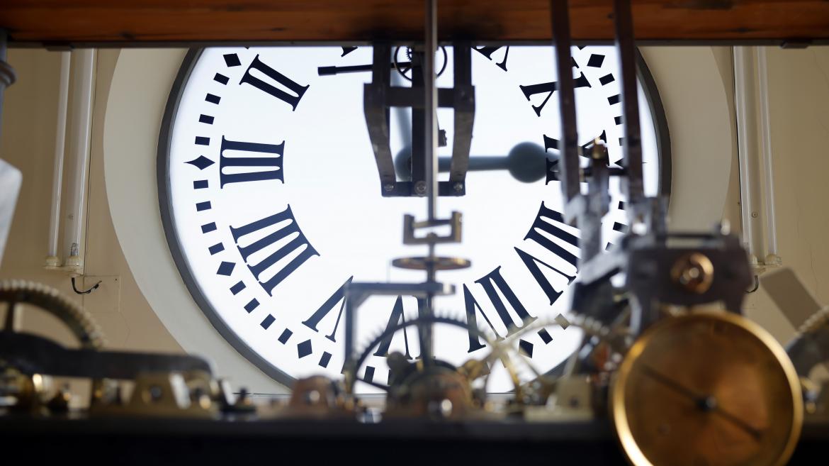 Vista del reloj de la Puerta del Sol