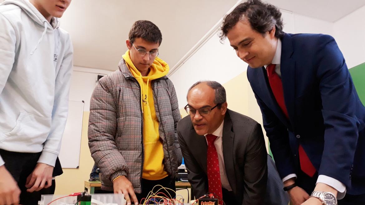 Rafael van Grieken en el instituto Complutense de Alcalá de Henares