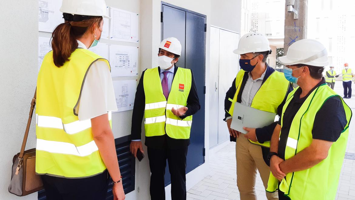 David Pérez durante la visita