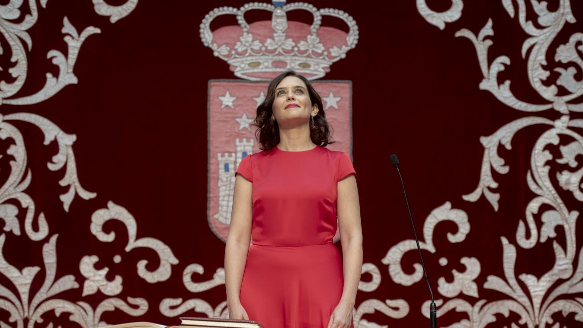 Imagen de la presidenta de la Comunidad de Madrid, Isabel Díaz Ayuso, durante la toma de posesión