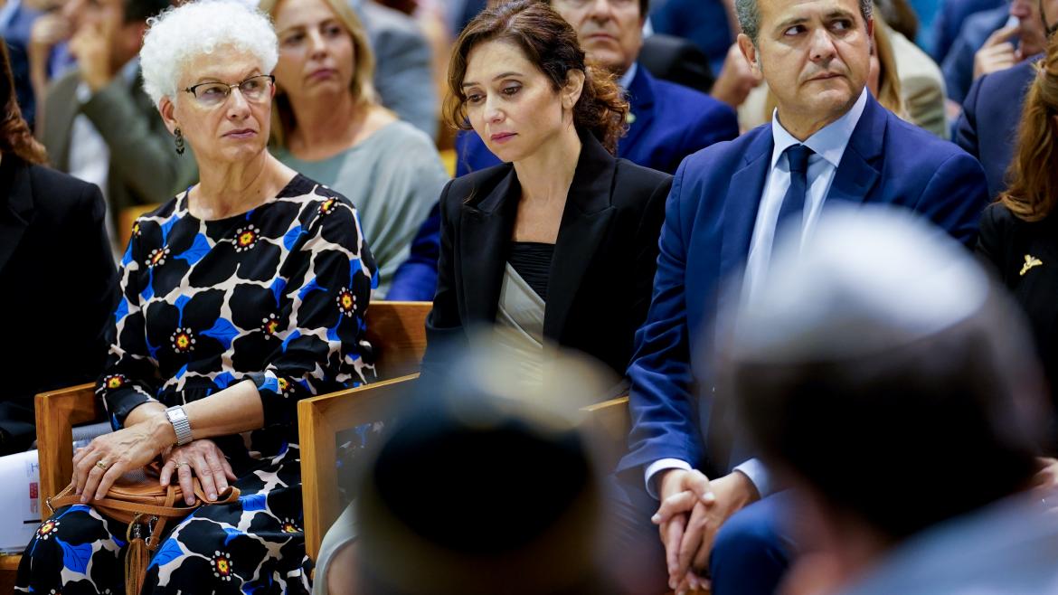 Președintele participă la un eveniment la sinagoga capitalei în memoria celor decedați și pentru libertatea celor răpiți