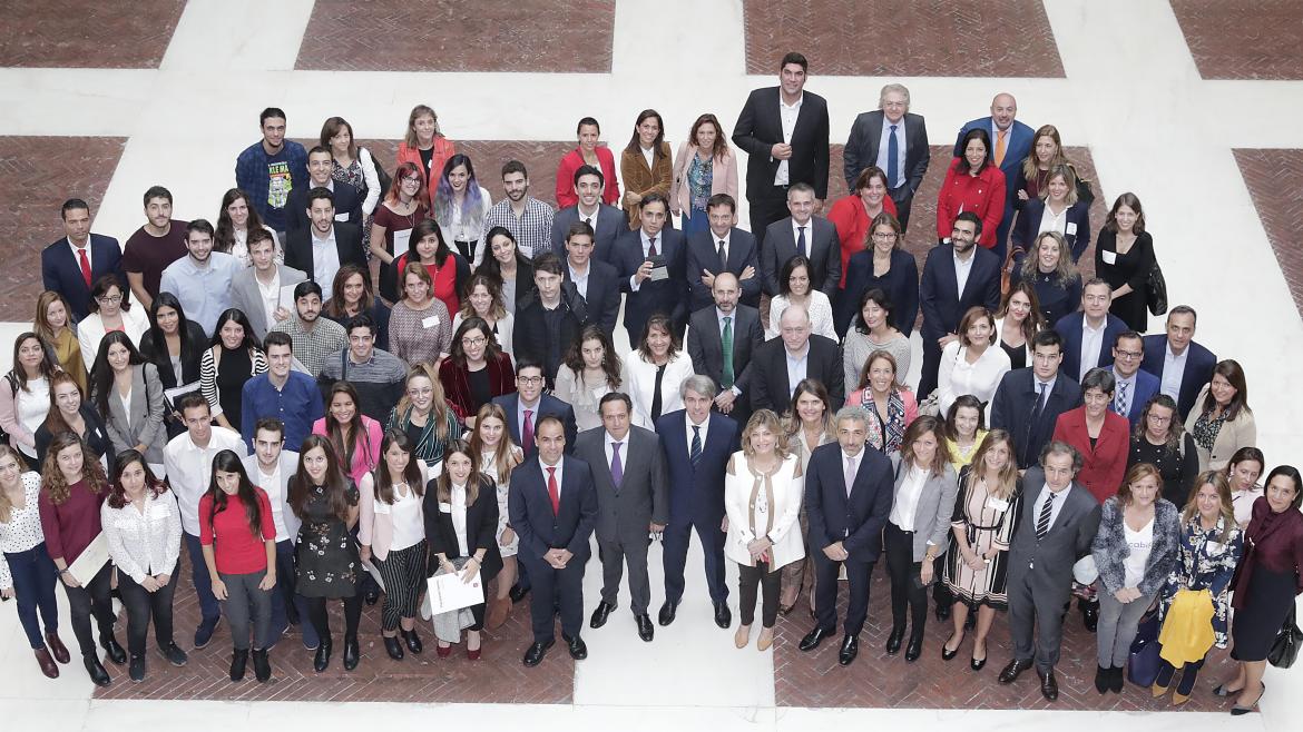 El presidente de la Comunidad de Madrid, Ángel Garrido, ha presentado hoy el programa ‘Impulsando Talento’, una iniciativa pionera en España y cuyo o