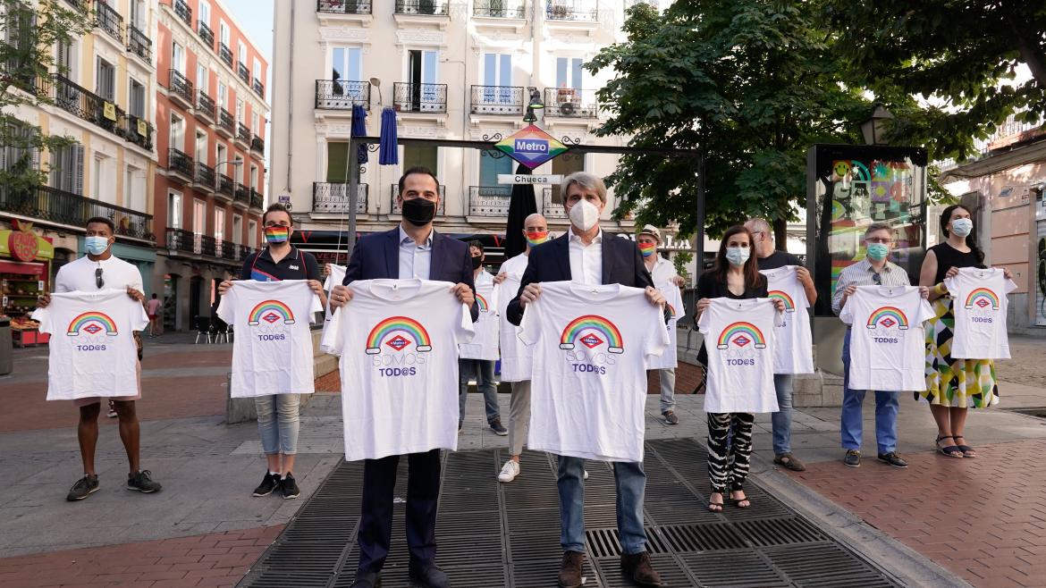 Aguado en el Metro de Chueca con motivo del Orgullo LGTBI+ Aguado en el Metro de Chueca durante un acto con motivo del Orgullo LGTBI+