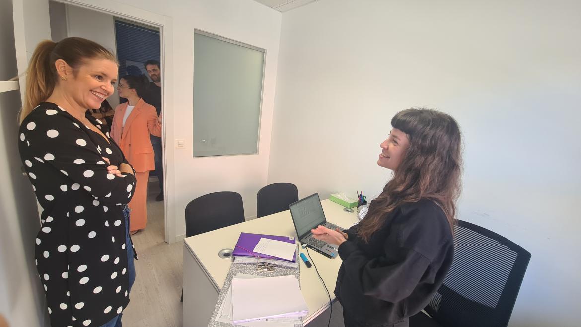 La consejera durante su visita