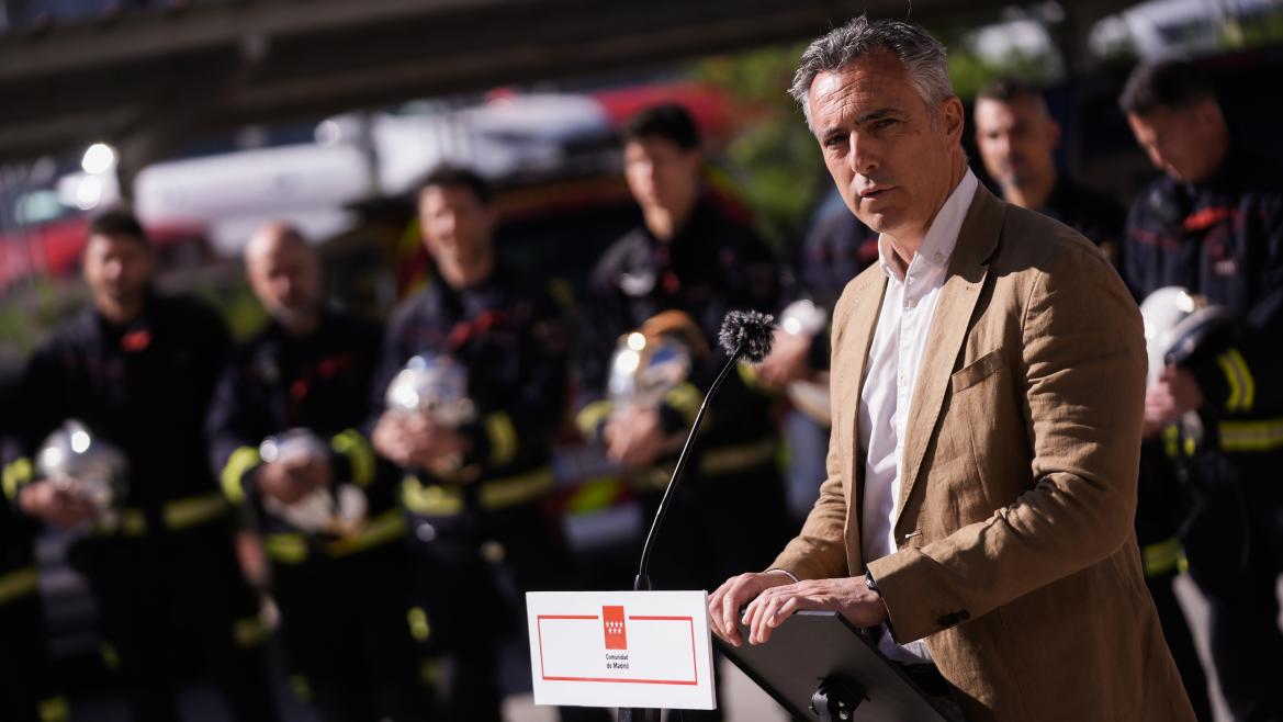 El consejero Carlos Novillo explica las intervenciones de Bomberos en accidentes de tráfico en 2024