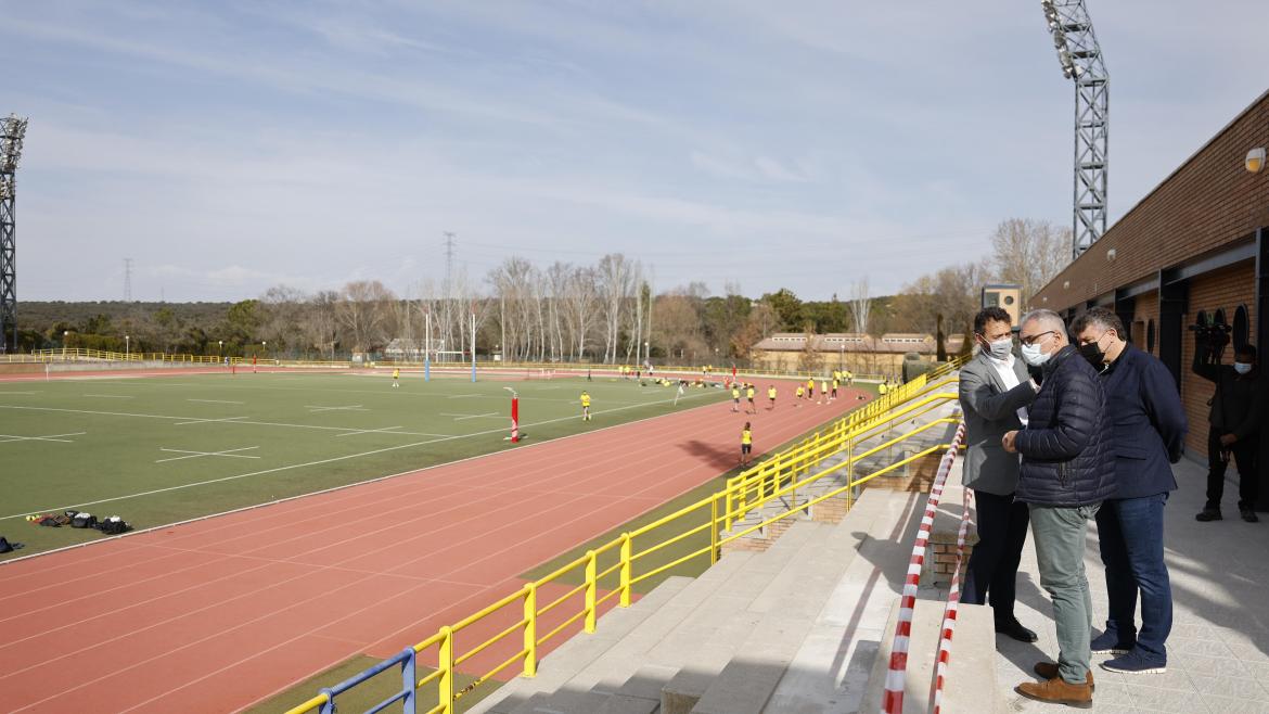 Imagen de cabecera #0 de la página de "La Comunidad de Madrid finaliza la rehabilitación integral del edificio de vestuarios del complejo deportivo Dehesa Boyal en San Sebastián de los Reyes"