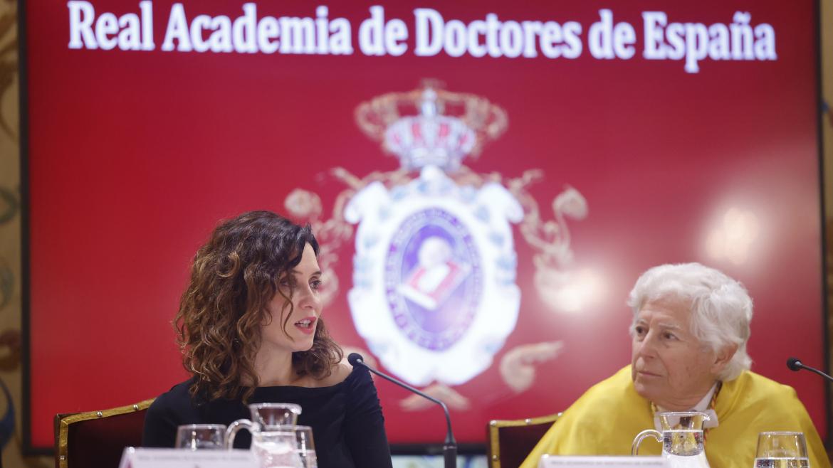 Isabel Díaz Ayuso în Auditoriul Universității Complutense
