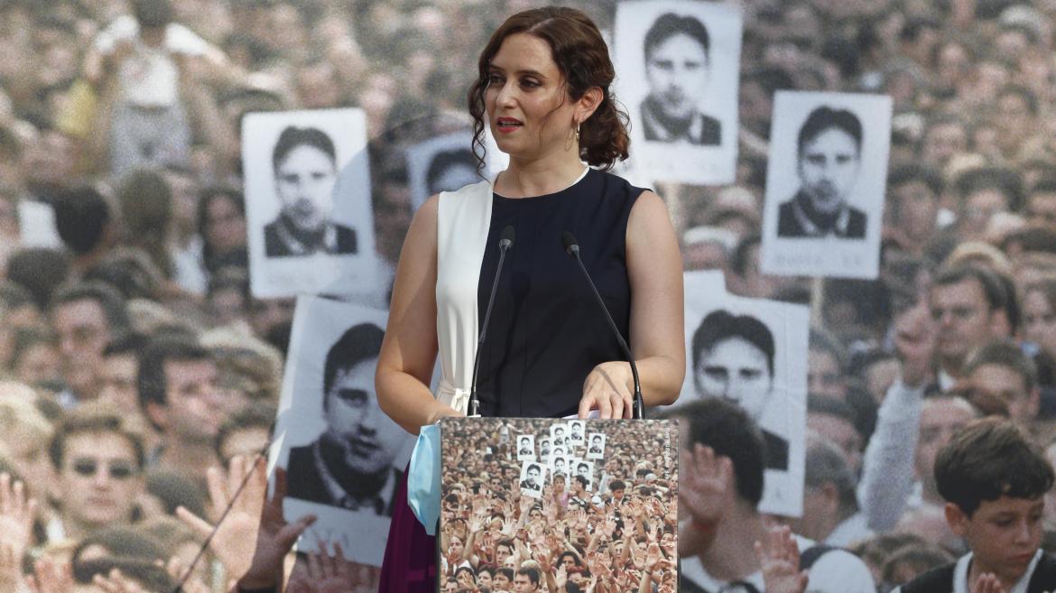 Isabel Díaz Ayuso durante el homenaje número 24 a la memoria de Miguel Ángel Blanco