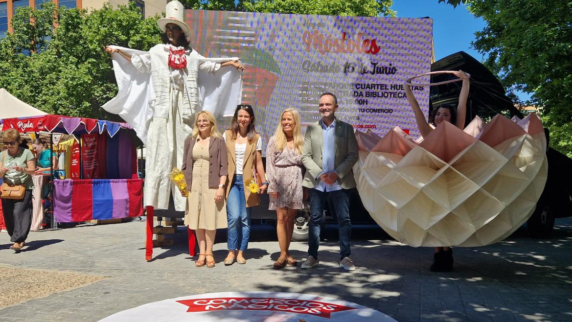 Rocío Albert en Móstoles con el programa Comercios Mágicos