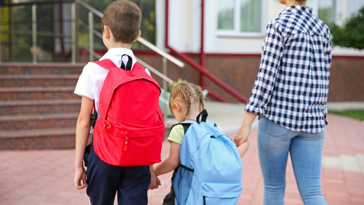 El 82,4 % de los alumnos de entre 0 y 3 años escolarizados en la región cuentan con alguna ayuda de la Comunidad