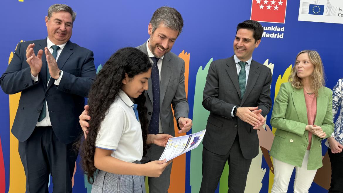 Imagen del artículo Más de 600 alumnos de la Comunidad de Madrid conmemoran el Día de Europa con el tradicional concurso de carteles