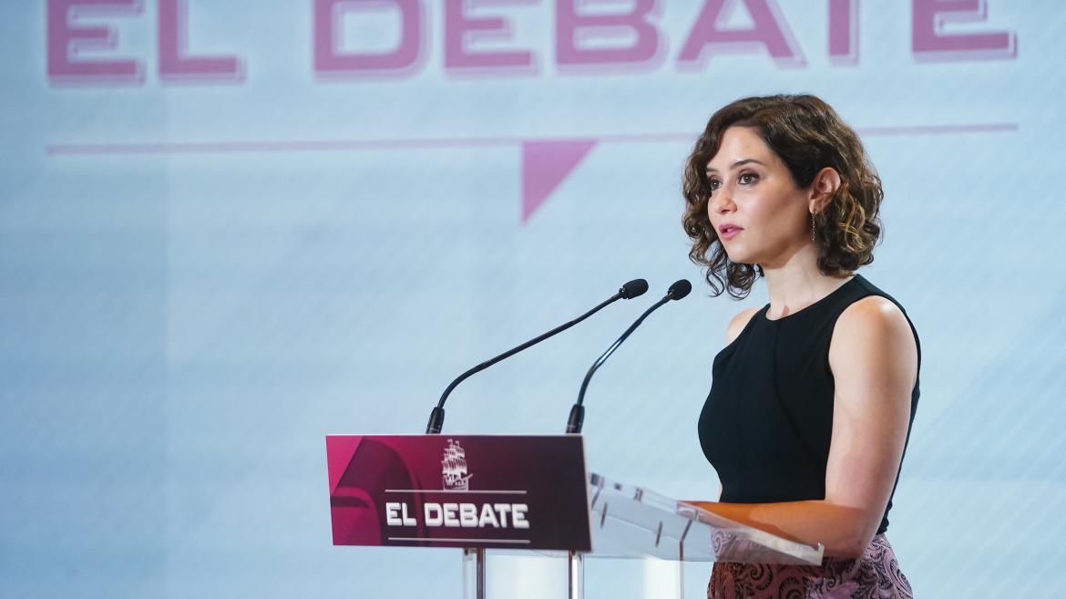 La presidenta durante su intervención en el desayuno 