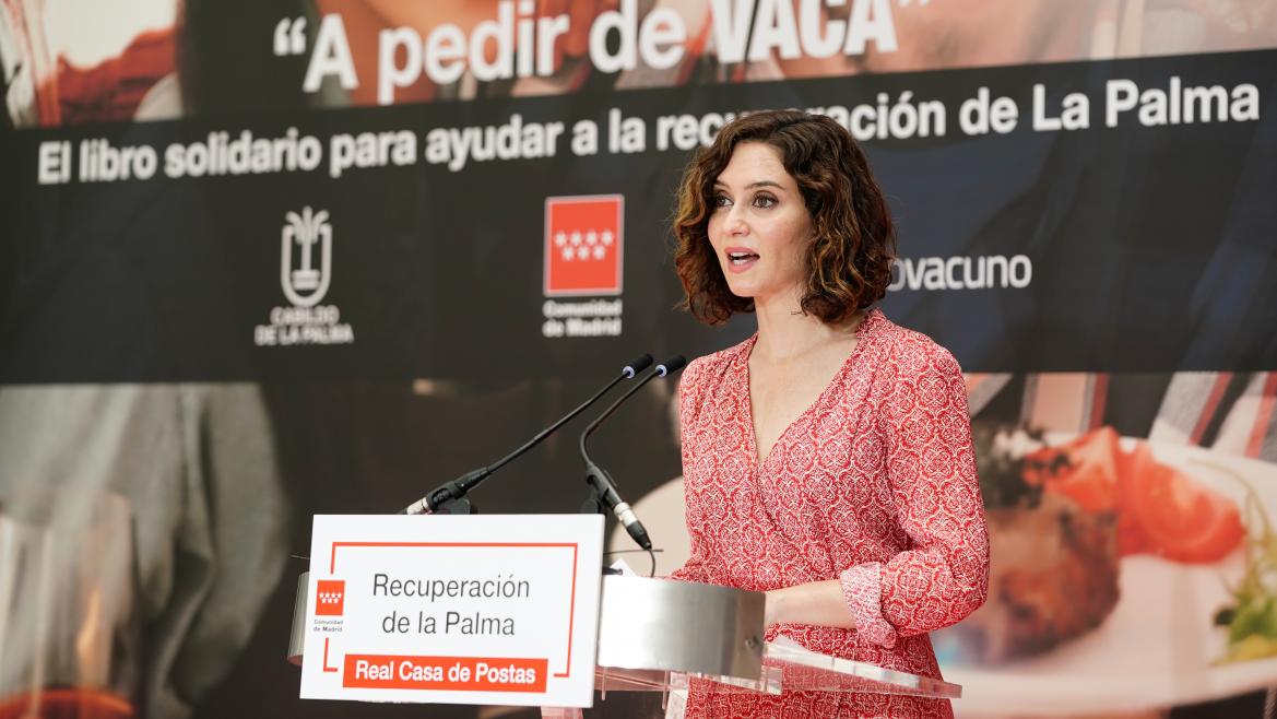 La presidenta durante su intervención en el atril