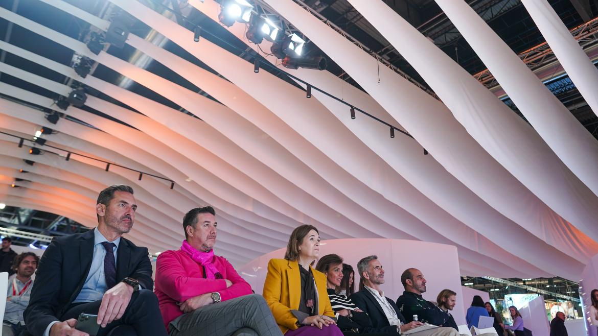 La Comunidad de Madrid se presenta en FITUR como el mayor plató audiovisual de España La consejera Marta Rivera durante la presentación del acto