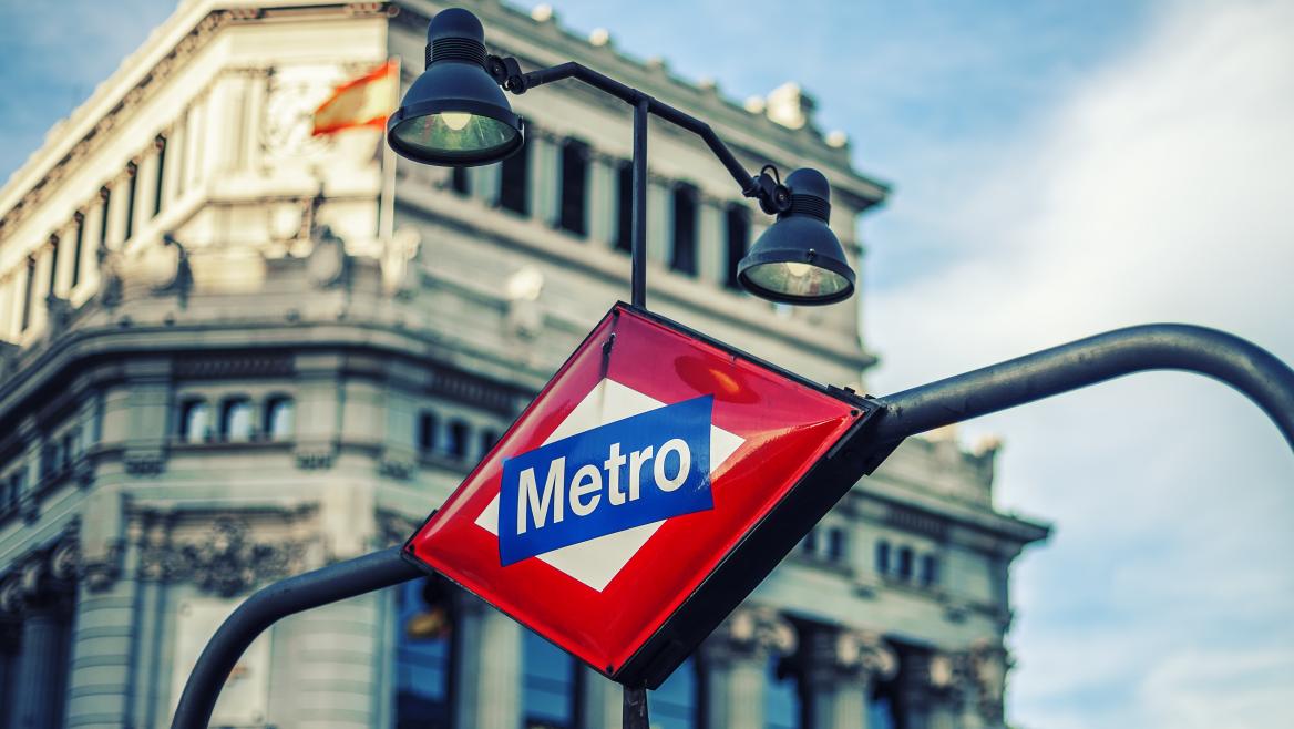 Imagen de cabecera #0 de la página de "La Comunidad de Madrid amplía el servicio de transporte público para garantizar el acceso al concierto de Harry Styles"