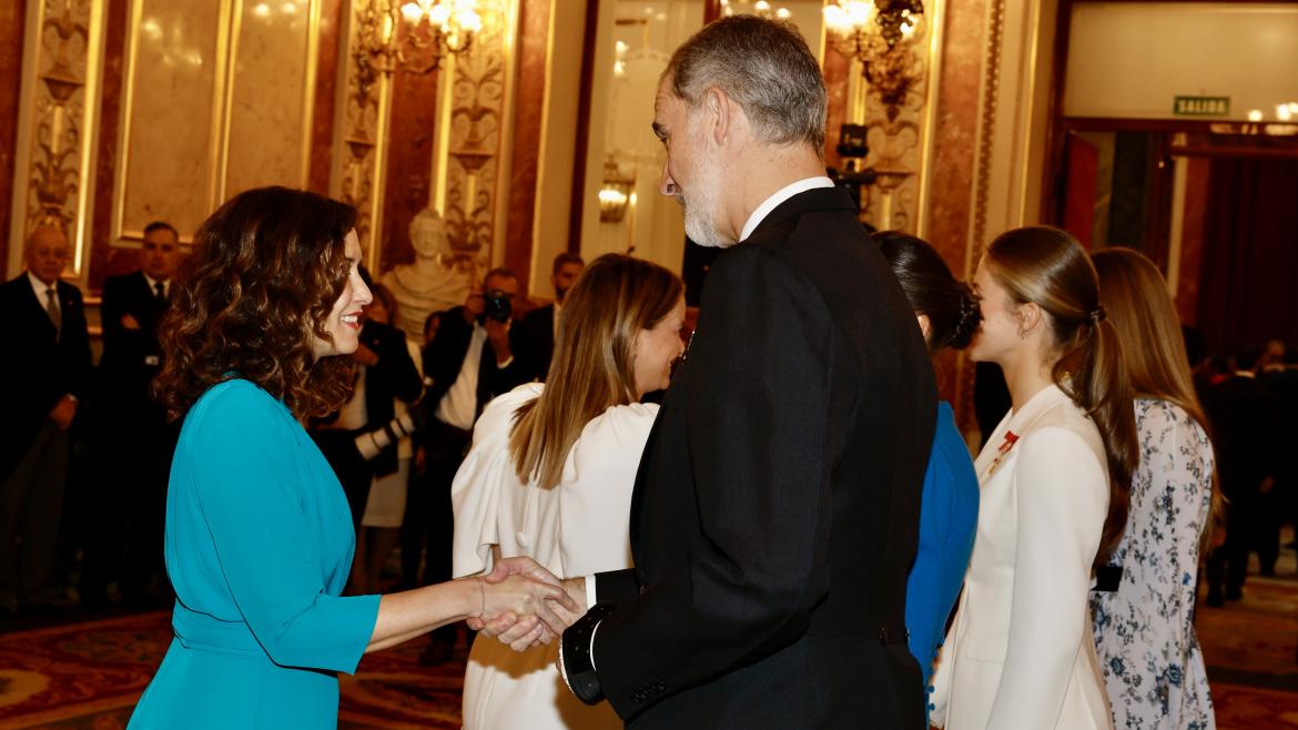 Imagen del artículo Díaz Ayuso asiste al juramento de la Constitución Española de la Princesa de Asturias