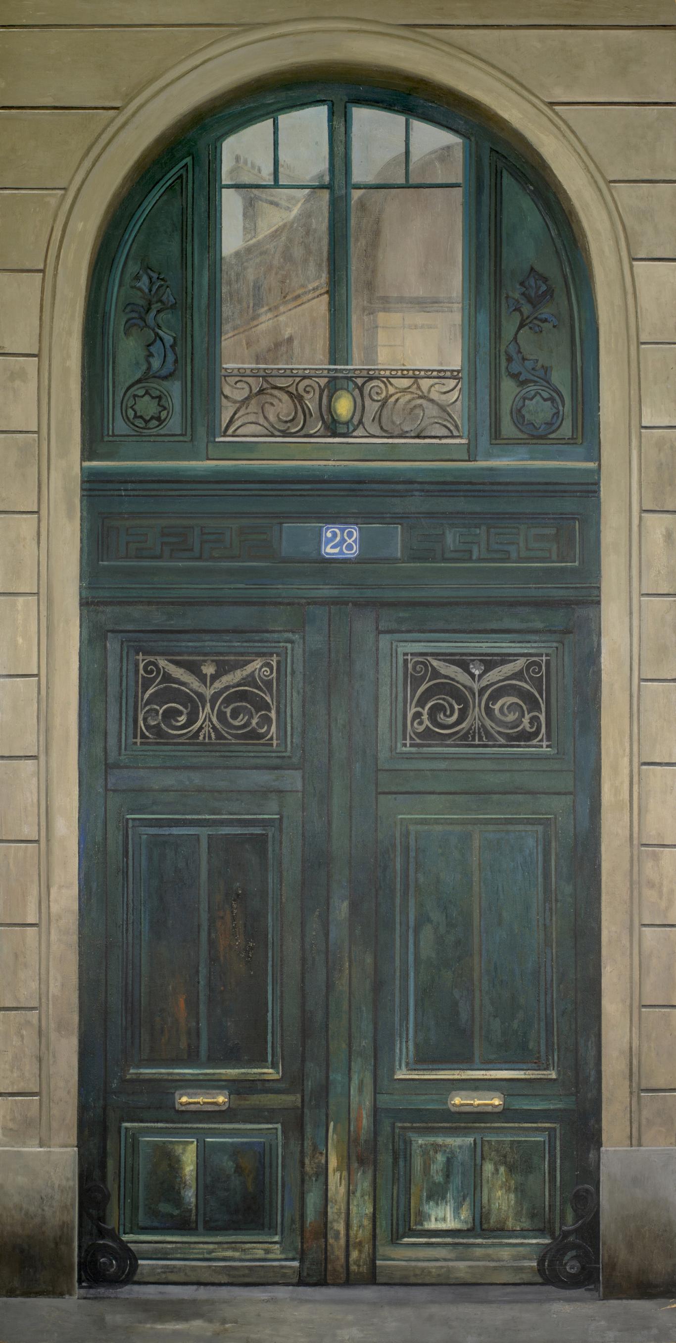 Pintura de una puerta antigua y de color verde de un edificio con el número 28.